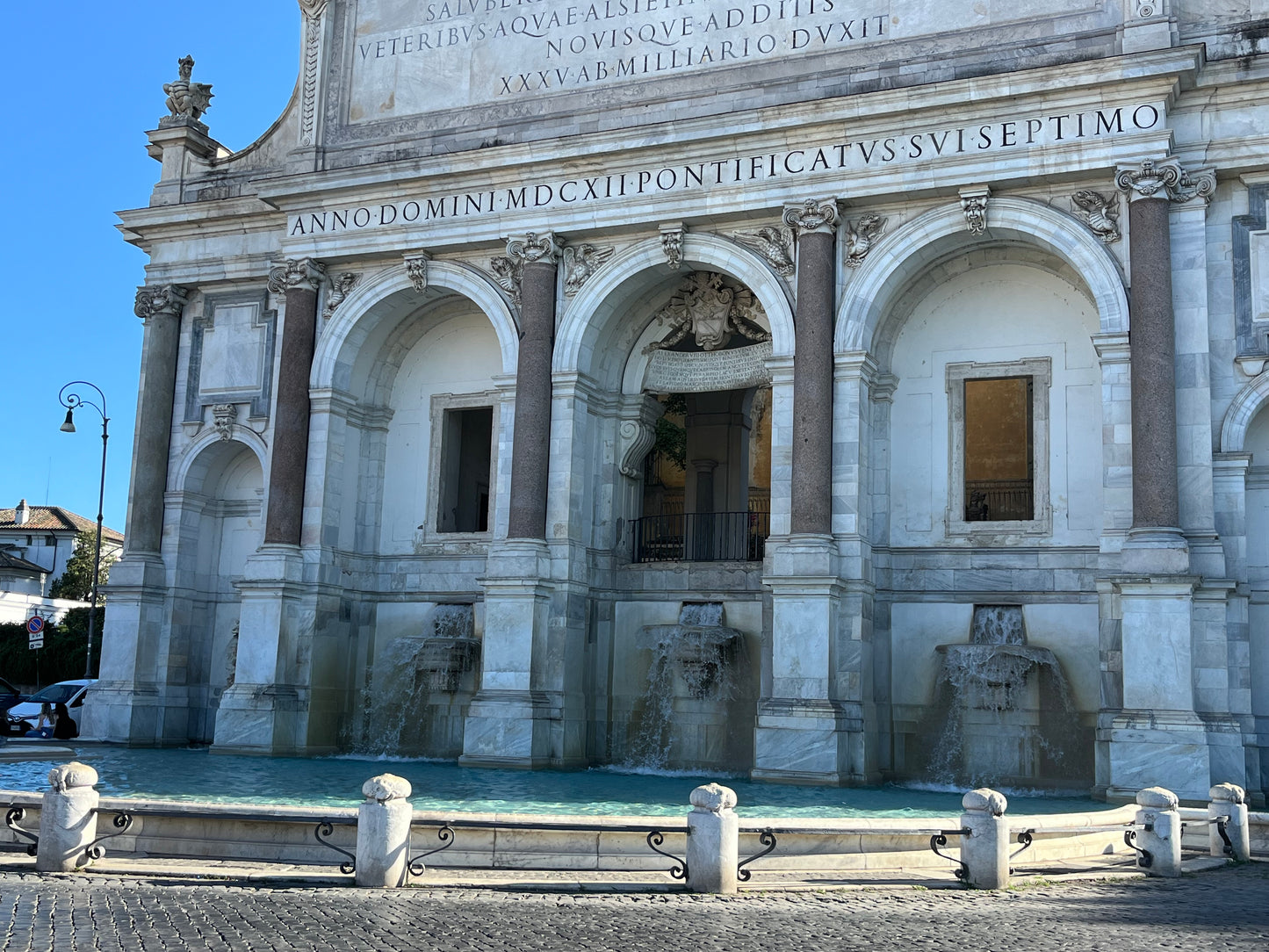 Fontana acqua Paola